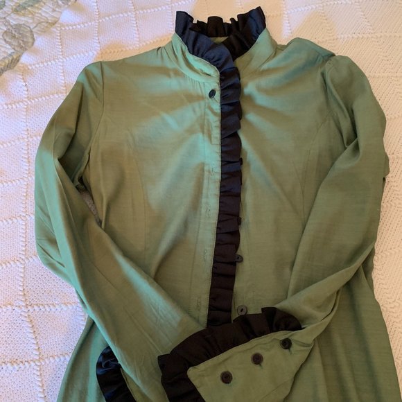 OBZEE' Black and Green Ruffled Blouse Size 6 - Picture 1 of 4